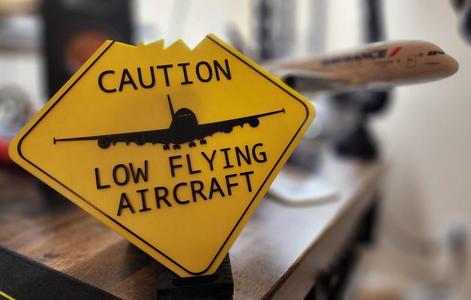 Low Flying Aircraft sign