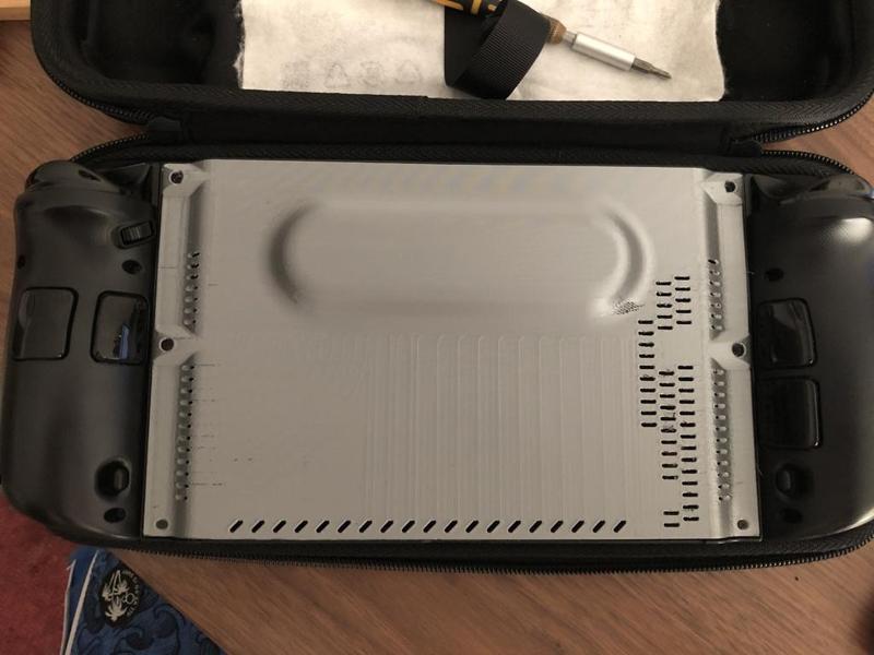 Lenovo Legion Go - backplate with huge SSD cooling improvment