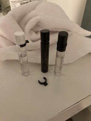 Perfume sample stopper