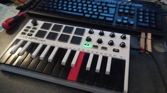 Replacement key AKAI MPK mini mk2