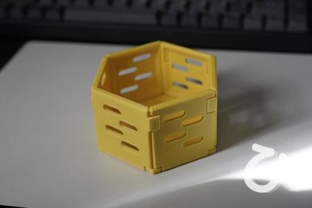 組み立て式六角形の小箱　Small hexagonal box that can be assembled