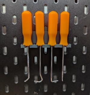 Harbor freight pick skadis mount