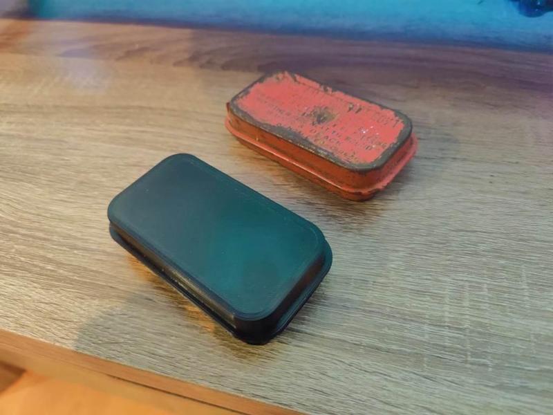 FIRST AID KIT US WW2 sans marquage