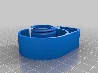 Small tape dispenser