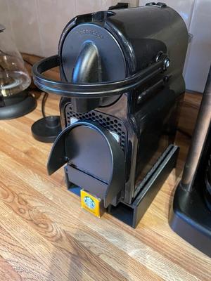 Nespresso Inissia Riser