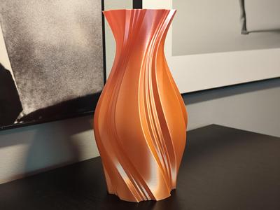 Elegant Spiral Vase