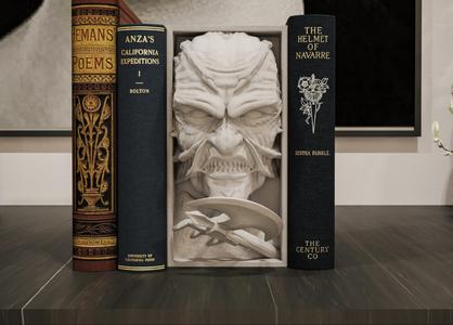 The Creeper Book Nook and Wall mout