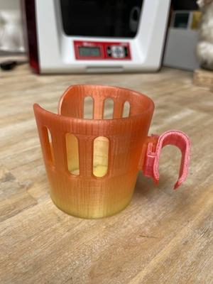 Joolz day 3 Cupholder v2