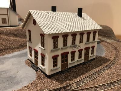 HOe Scale - Station building