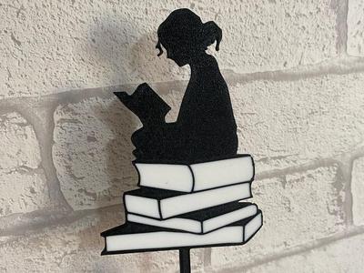 Cake topper for book lovers