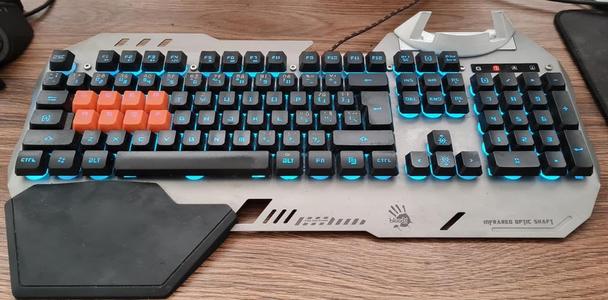 Bloody keyboard inset phone/tablet stand