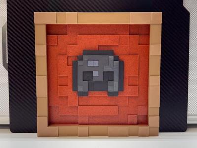 Netherite Helmet - Minecraft Item Frame