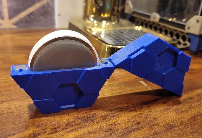 AeroPress Wallmounted Filter Holder