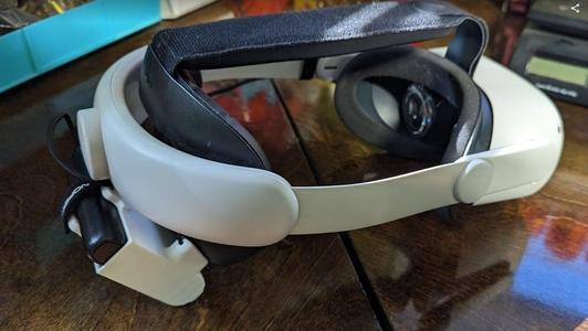 Quest 2 Kiwi Anker PowerCore 13000 Battery Holder