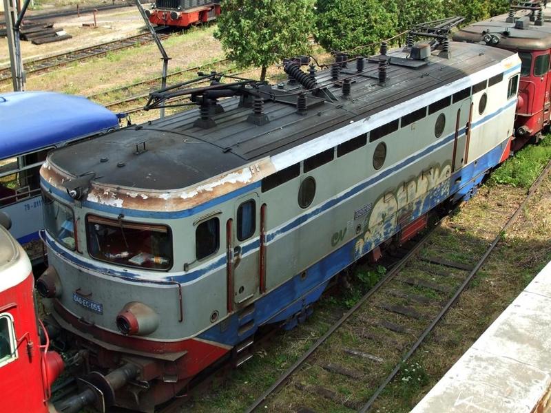 Locomotiva CFR 040 EC locomotive scara TT scale 1:120