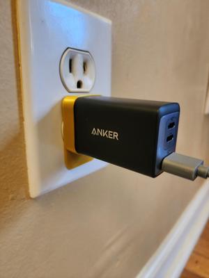 Anker Nano Brace