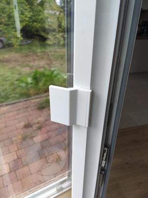 External handle for balcony doors