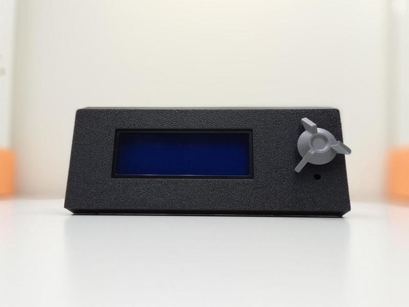 Minimalistic LCD Cover