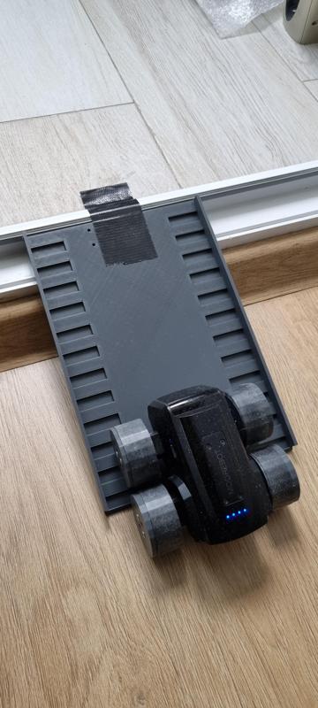 Surveillance robot ramp