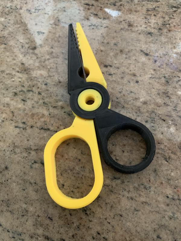 PIP Needle nose pliers