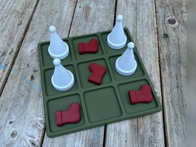 Christmas tic tac toe
