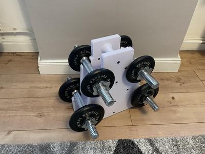 Dumbbell stand