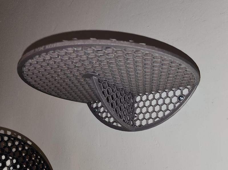 Round honeycomb shelf - wall mounted