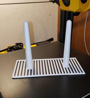 Holder for glasses in drainer