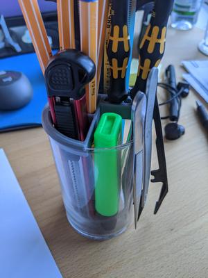 Parametric cup divider