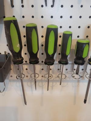 Pegboard Screwdriver Inserts for 20mm holders (thinner)