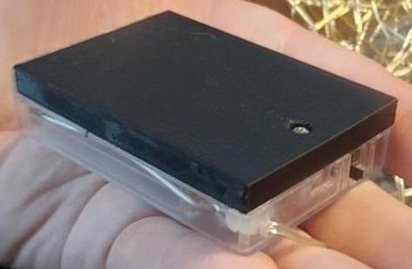 String lights battery cover