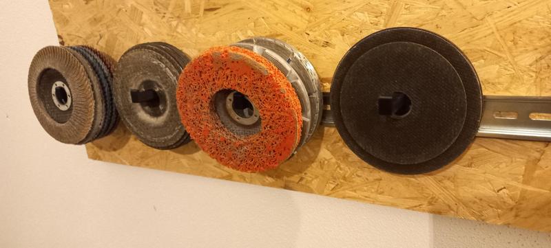 cutting discs holder DIN-RAIL 35mm TOOLHOLDER