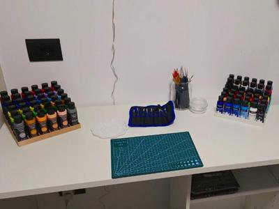Tidy Paint Stand for Modelers - 36 Slots