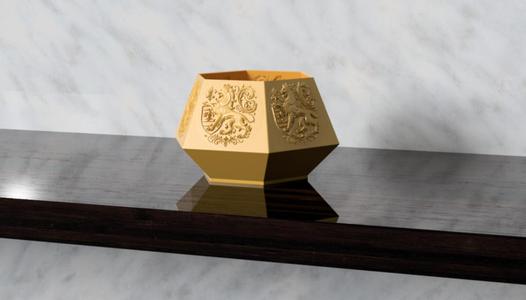 Faceted Planter “Heraldic Lion”