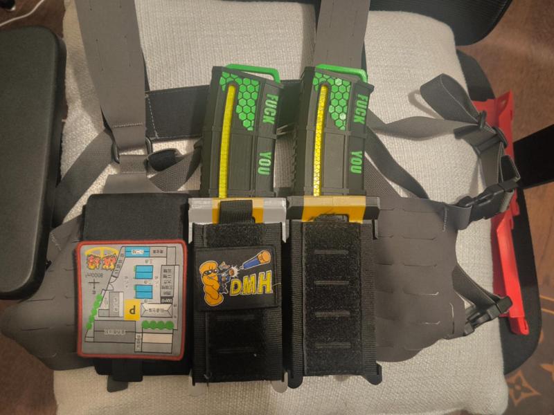 Matching pencil case chest-mounted accessory for pencil cases with sleeves