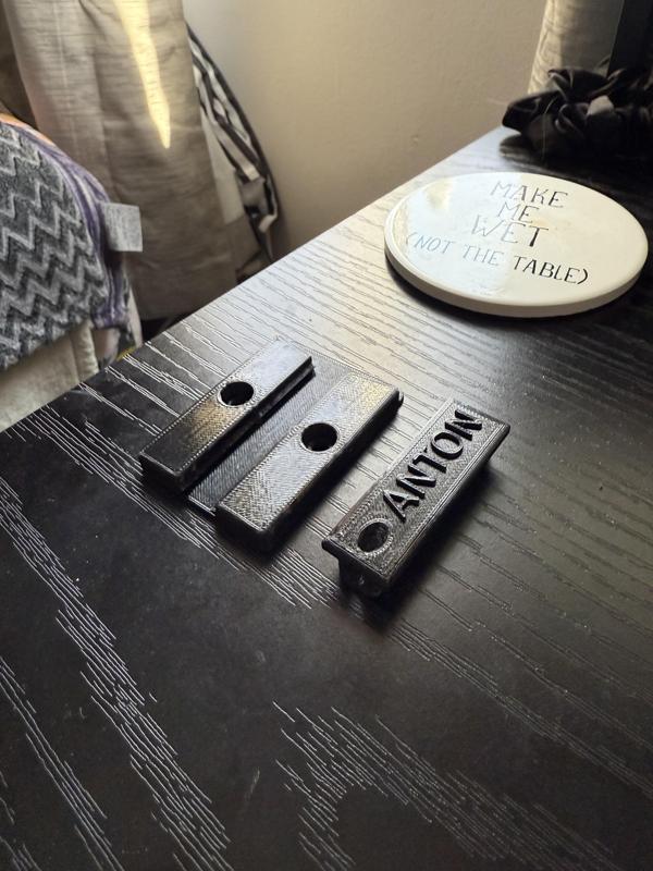 Key Holder V1 (Sliding Track)