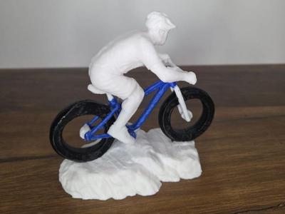 Cycling figurine