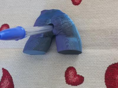 woman's bottom pen holder