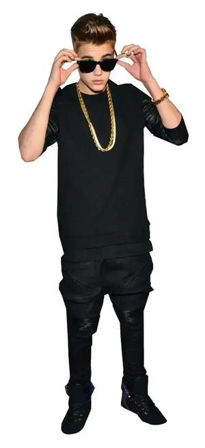 JUSTIN BIEBER FIGURE