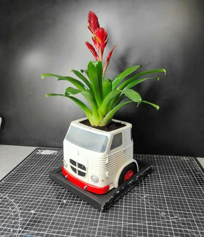 Pegasus Europe Truck Pot