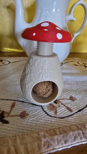 Mushroom nutcracker