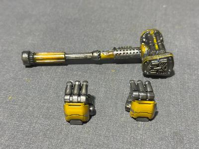 HAMMER AND HANDS FOR BUMBLEBEE DLX THREEZERO 2018