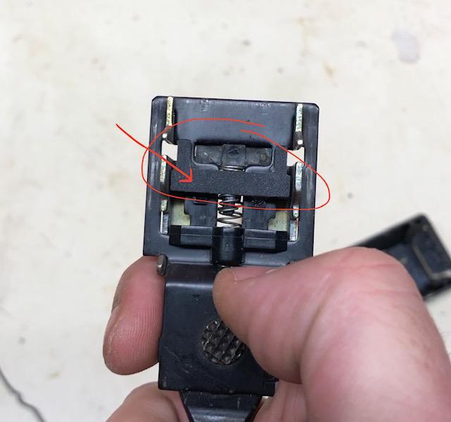 Jeep Wrangler YJ seat belt locker