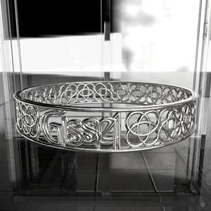 4-Leaf Celtic Knot Name (Gissel) 60mm Diameter Bracelet