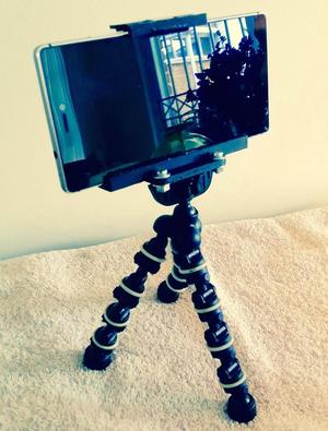 Attachable smartphone holder