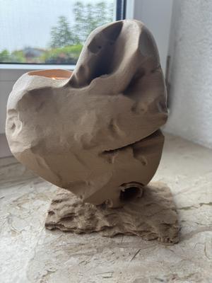 Heart tea light holder