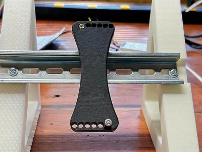 GLEDOPTO ESP32 WLED LED Strip Controller Din Rail Mount