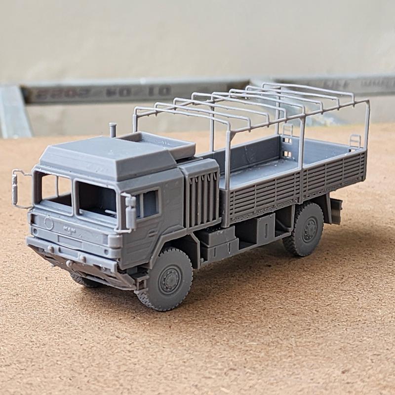 MAN HX60 4X4 6-tonne Heavy Duty Tactical/Utility Truck (Scale 1/72)
