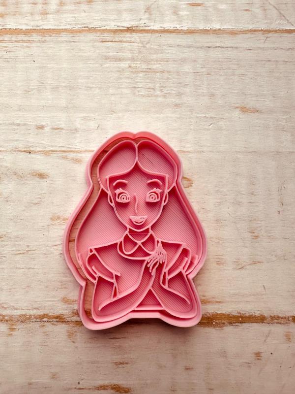 ALICIA COOKIE CUTTER