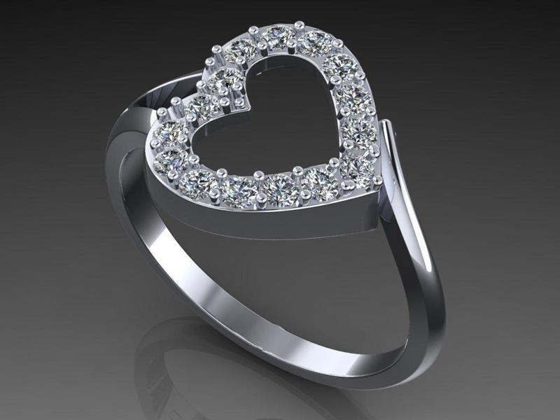 Woman's ring Heart